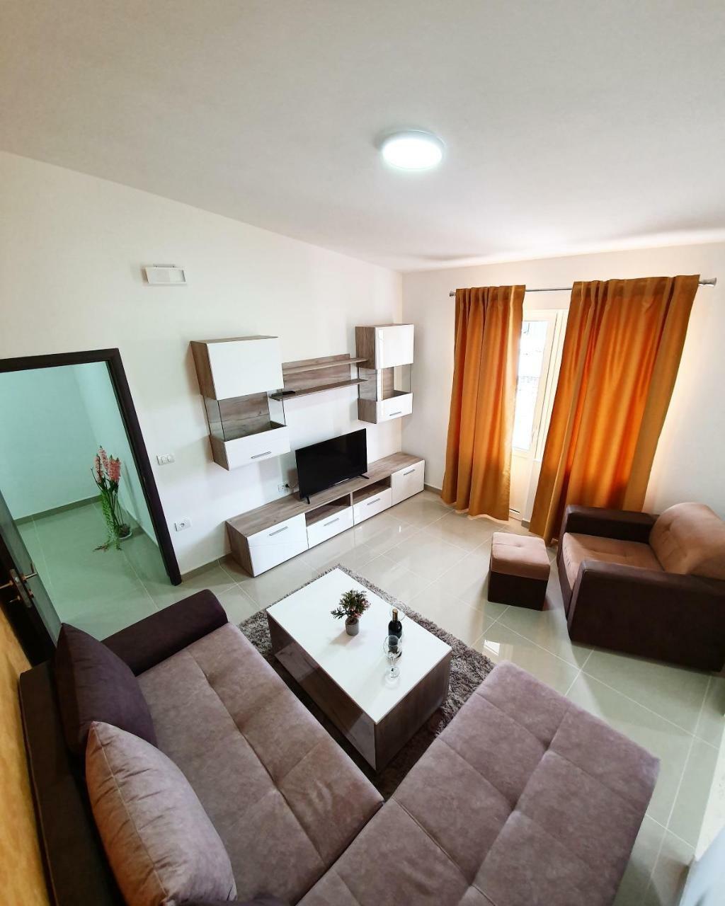 Apartments Melbourne Ulcinj Bagian luar foto